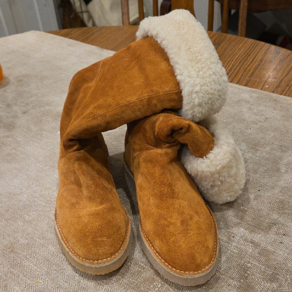 Stuart Weitzman Chestnut Suede Shearling-Lined Winter Boots